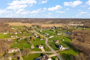 228 W Papillon Dr, Valparaiso, IN 46385 - Photo 55