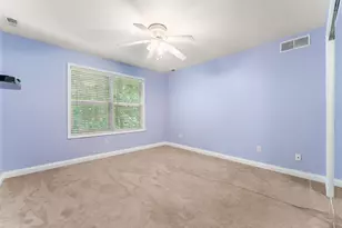 228 W Papillon Dr, Valparaiso, IN 46385 - Photo 21
