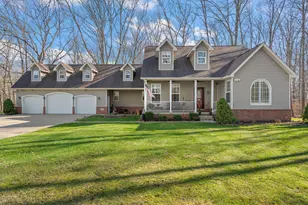 228 W Papillon Dr, Valparaiso, IN 46385 - Photo 57