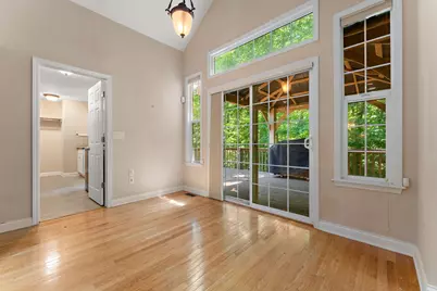 228 W Papillon Drive, Valparaiso, IN 46385 - Photo 13