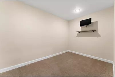 228 W Papillon Drive, Valparaiso, IN 46385 - Photo 33