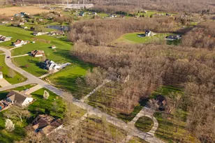 228 W Papillon Dr, Valparaiso, IN 46385 - Photo 59