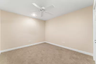 228 W Papillon Drive, Valparaiso, IN 46385 - Photo 31