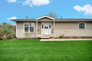 1559 Happy Valley Rd, Crown Point, IN 46307 - Photo 3