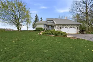 426 Laurel Ln, Valparaiso, IN 46385 - Photo 47