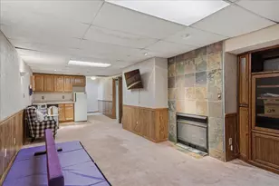 426 Laurel Ln, Valparaiso, IN 46385 - Photo 33