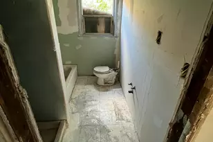 1121 E 19th Ave, Gary, IN 46407 - Photo 17