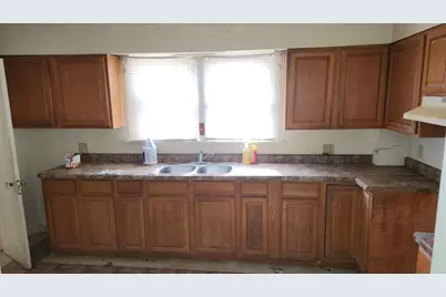 301 W 43rd Avenue, Gary, IN 46408 - Photo 11