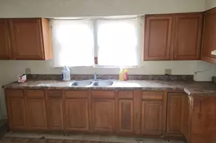 301 W 43rd Ave, Gary, IN 46408 - Photo 11