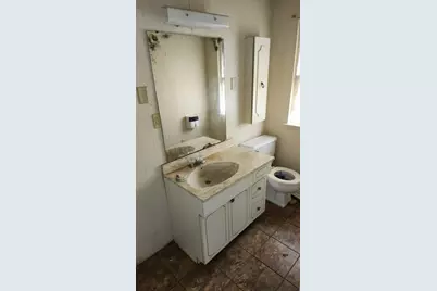 301 W 43rd Avenue, Gary, IN 46408 - Photo 13