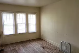 301 W 43rd Ave, Gary, IN 46408 - Photo 9