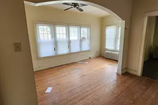 301 W 43rd Ave, Gary, IN 46408 - Photo 23