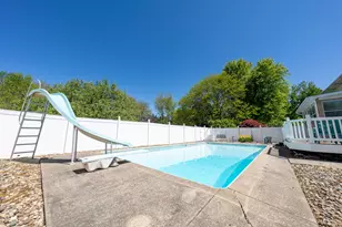 906 Honeysuckle Ln, Michigan City, IN 46360 - Photo 41
