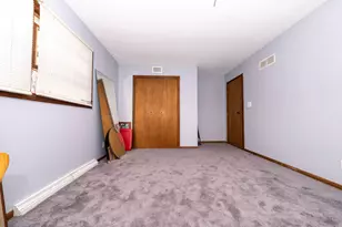 906 Honeysuckle Ln, Michigan City, IN 46360 - Photo 21