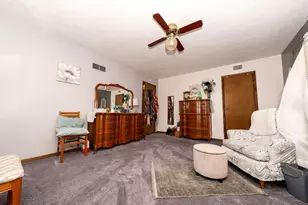 906 Honeysuckle Ln, Michigan City, IN 46360 - Photo 27