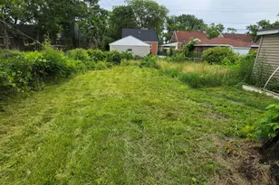 4433 Vermont Ct, Gary, IN 46409 - Photo 9