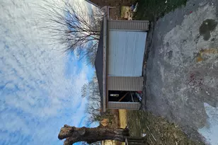 4433 Vermont Ct, Gary, IN 46409 - Photo 3