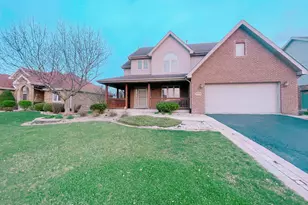 10409 Adler Cove, Saint John, IN 46373 - Photo 3