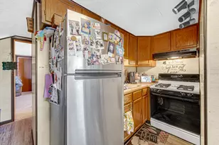 1421 Roberts Ave, Whiting, IN 46394 - Photo 21