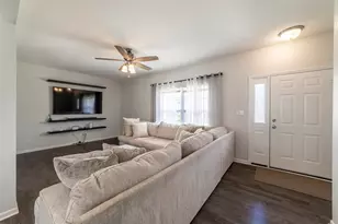 12724 Rutledge St, Crown Point, IN 46307 - Photo 3