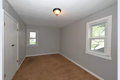 911 N Hathaway Street, Winamac, IN 46996 - Photo 15