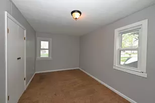 911 N Hathaway St, Winamac, IN 46996 - Photo 15