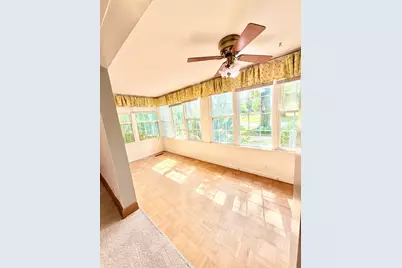 303 E Porter Avenue, Chesterton, IN 46304 - Photo 13