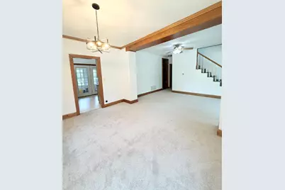 303 E Porter Avenue, Chesterton, IN 46304 - Photo 5