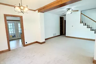 303 E Porter Ave, Chesterton, IN 46304 - Photo 5