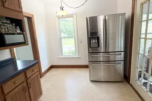 303 E Porter Ave, Chesterton, IN 46304 - Photo 11