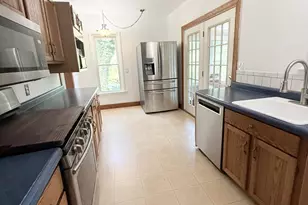 303 E Porter Ave, Chesterton, IN 46304 - Photo 9