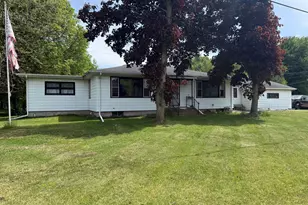 1034 Woodlawn Ave, Michigan City, IN 46360 - Photo 1