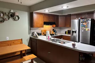 905 Plain St, La Porte, IN 46350 - Photo 7