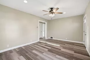 560 Ralston St, Gary, IN 46406 - Photo 3