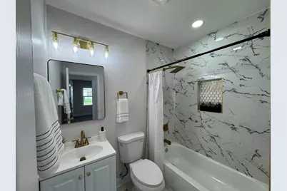 2401 W 6th Avenue, Gary, IN 46404 - Photo 11