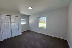2401 W 6th Ave, Gary, IN 46404 - Photo 17