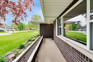 422 Yanke Rd, Michigan City, IN 46360 - Photo 3