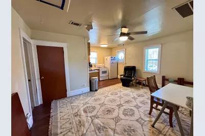 401 Brown Street, Valparaiso, IN 46383 - Photo 9