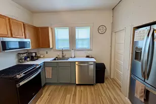 401 Brown St, Valparaiso, IN 46383 - Photo 5