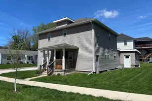 401 Brown St, Valparaiso, IN 46383 - Photo 13