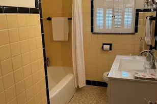 8245 Baring Ave, Munster, IN 46321 - Photo 19