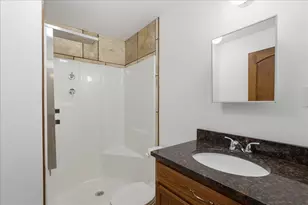 9937 Delaware Pl, Highland, IN 46322 - Photo 13