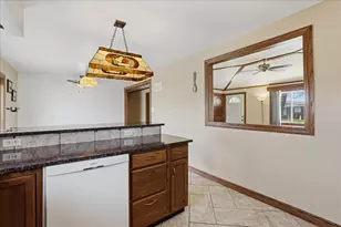 9937 Delaware Pl, Highland, IN 46322 - Photo 7