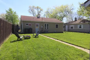 1322 W 1st Pl, Hobart, IN 46342 - Photo 13