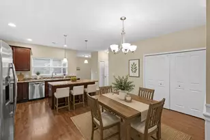 1066 E 115th Ct, Crown Point, IN 46307 - Photo 5