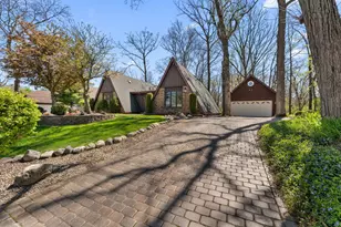 5615 W 154th Ct, Lowell, IN 46356 - Photo 3