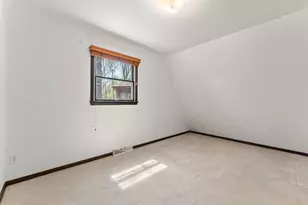 5615 W 154th Ct, Lowell, IN 46356 - Photo 21