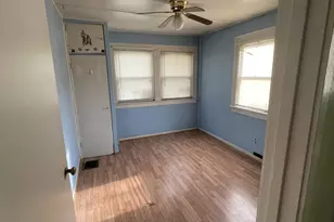 6640 Delaware Ave, Hammond, IN 46323 - Photo 9