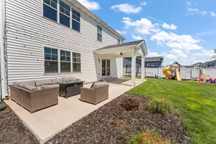 9927 Tradewind Pl, Cedar Lake, IN 46303 - Photo 41