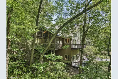 804 E Wilson Avenue, Beverly Shores, IN 46301 - Photo 27